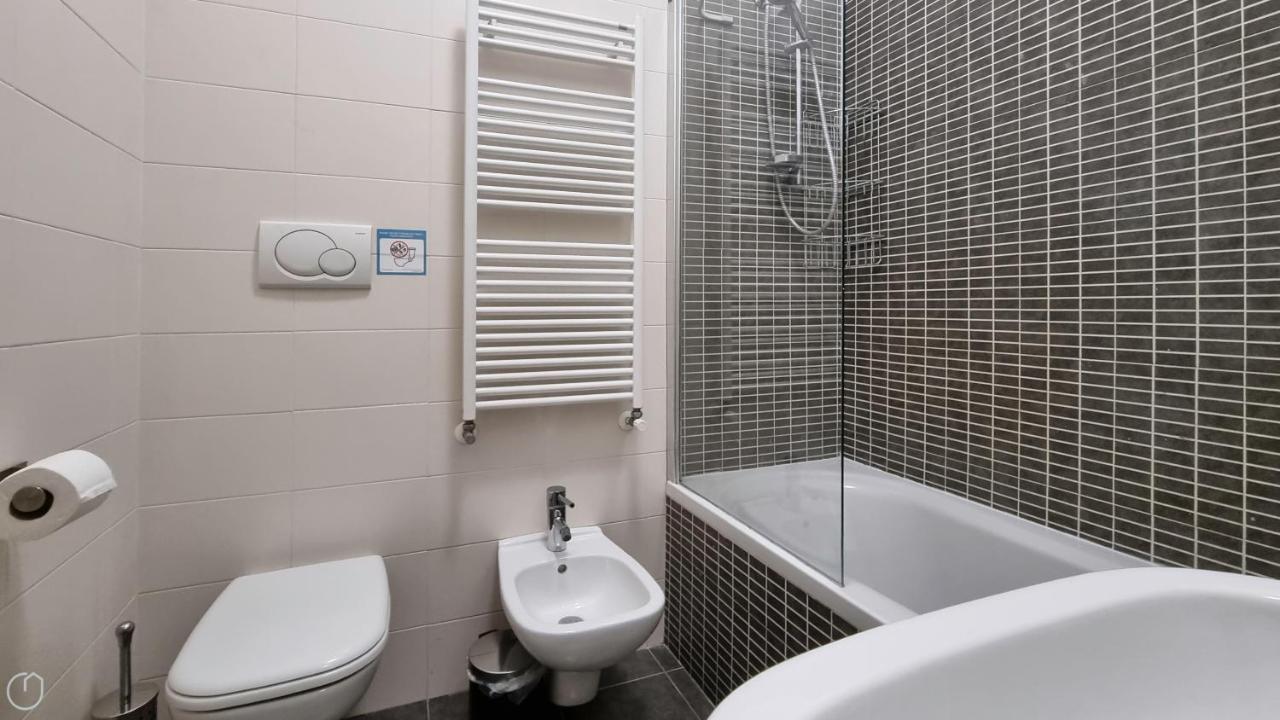 Italianway - Sarpi 10 B Apartment Милано Екстериор снимка