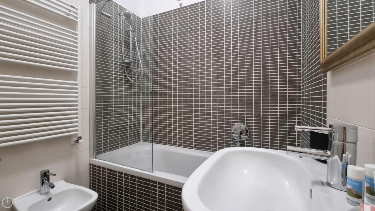 Italianway - Sarpi 10 B Apartment Милано Екстериор снимка
